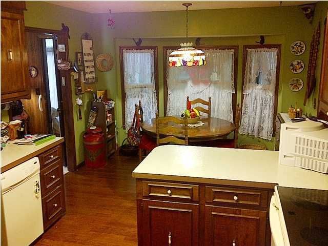 2 Hobonny Ln, Charleston, SC 29407