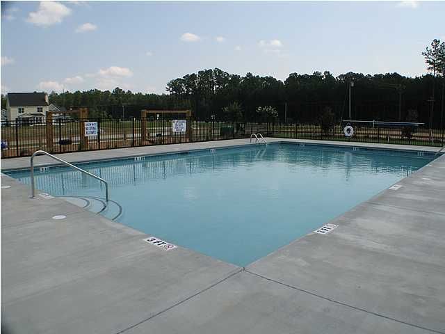 3024 Gulfstream Ln, Ridgeville, SC 29472