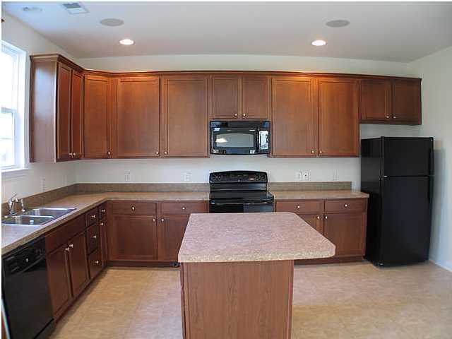 3025 Gulfstream Ln, Ridgeville, SC 29472