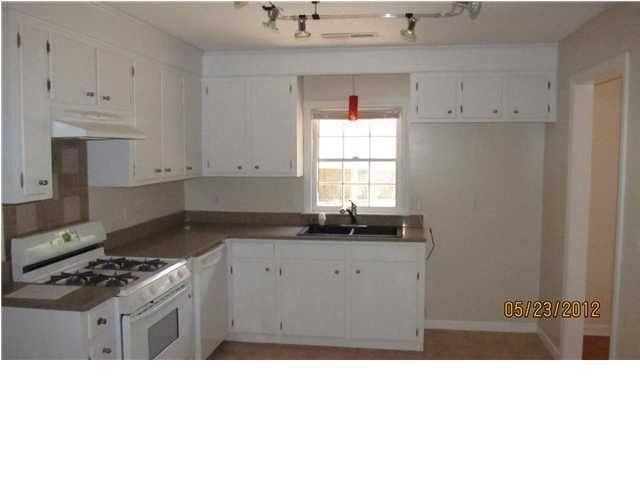 1235 Oakcrest Dr, Charleston, SC 29412