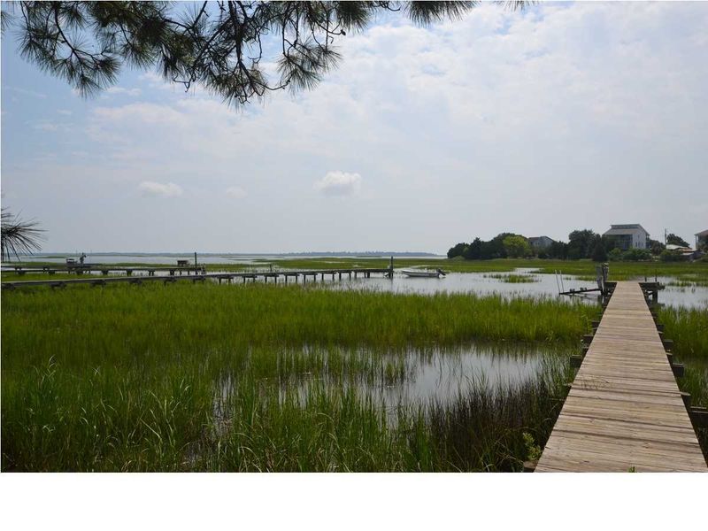 1131 Wayfarer Ln, Charleston, SC 29412