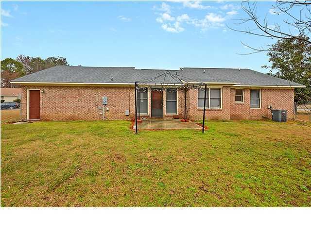 101 Nathan Dr, Summerville, SC 29483