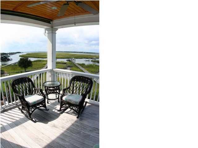 1658 Thompson Ave, Sullivans Island, SC 29482