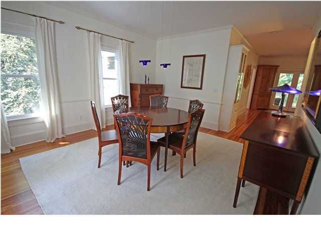 211 Bennett St, Mount Pleasant, SC 29464
