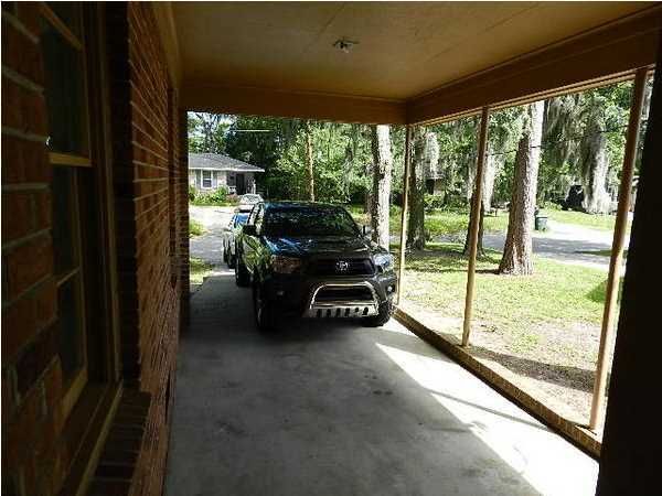 1107 Woodside Dr, Hanahan, SC 29410