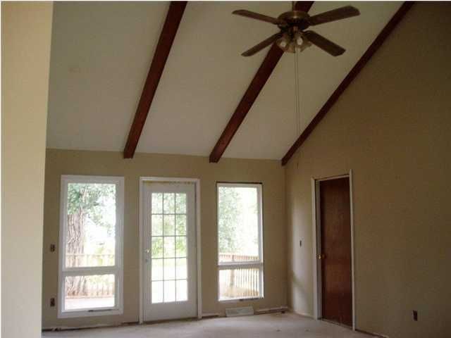1 Lighthouse Dr, Goose Creek, SC 29445