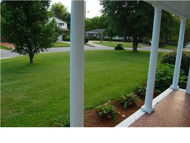 1251 Winchester Dr, Charleston, SC 29407