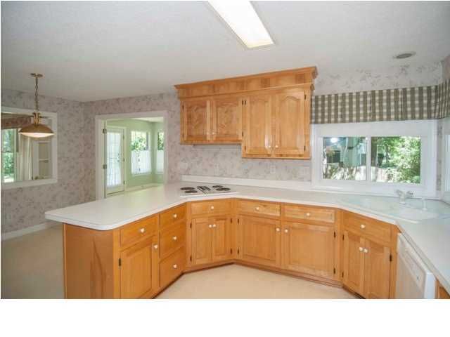 217 Fox Squirrel Ln, Summerville, SC 29483