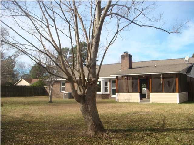 101 Buckskin Dr, Summerville, SC 29483