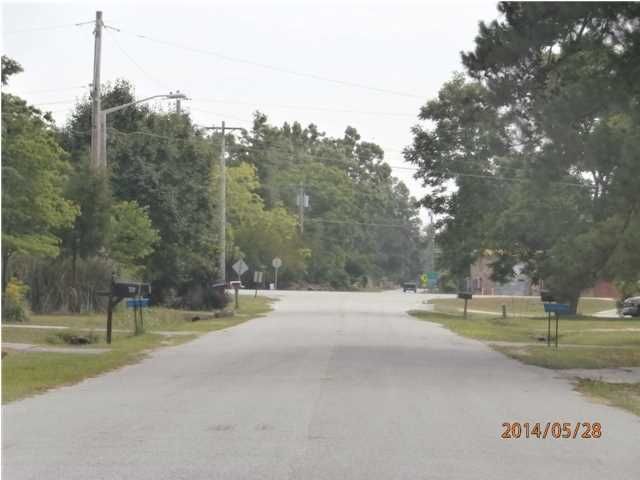 117 Albany St, Saint Stephen, SC 29479