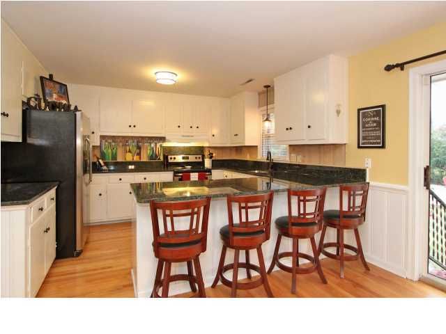 1313 Raymond Way, Charleston, SC 29407