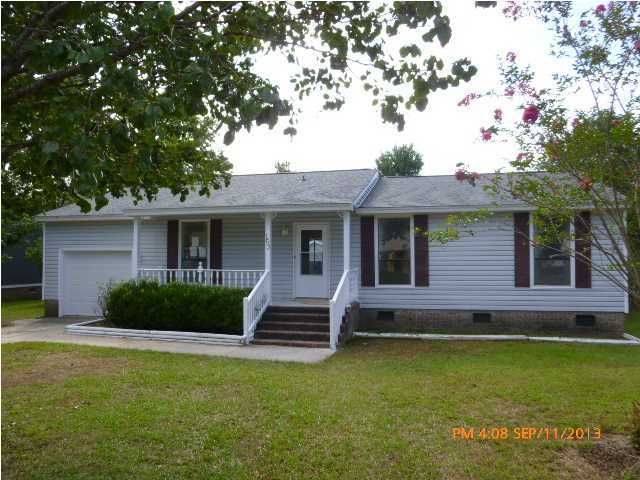 153 Aylesbury Rd, Goose Creek, SC 29445