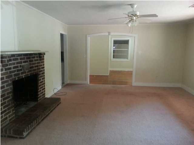 207 N Palmetto St, Summerville, SC 29483