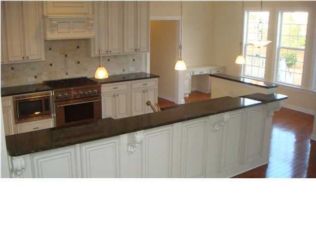 3033 Riverwood Dr, Mount Pleasant, SC 29466