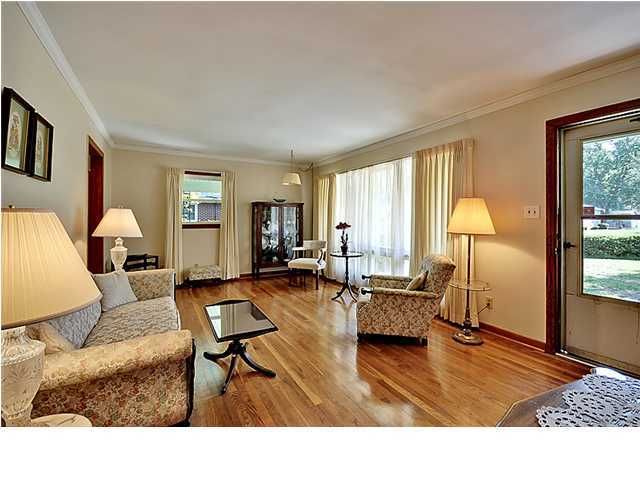1334 N Sherwood Dr, Charleston, SC 29407