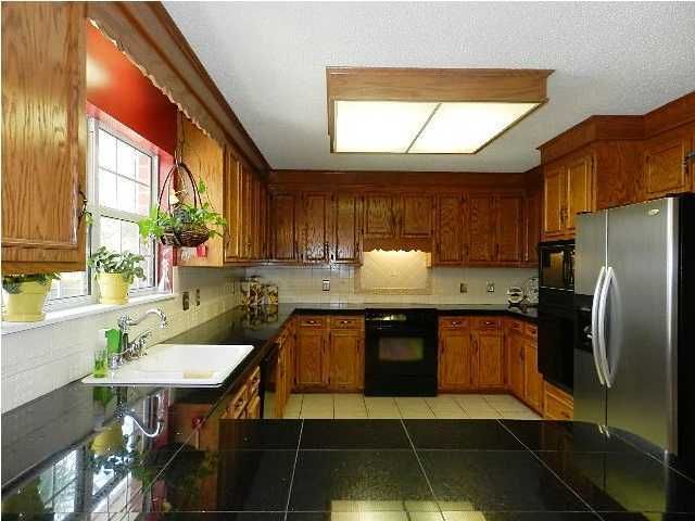 102 Eight Point Rd, Goose Creek, SC 29445
