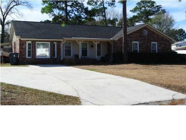 222 Longleaf Rd, Summerville, SC 29483