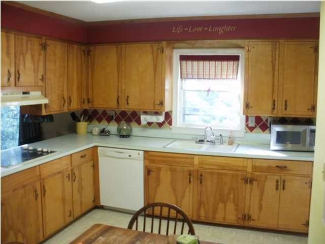 6028 Ridgecrest Ave, Hanahan, SC 29410