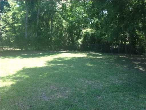 7007 Terrace Dr, Charleston, SC 29406