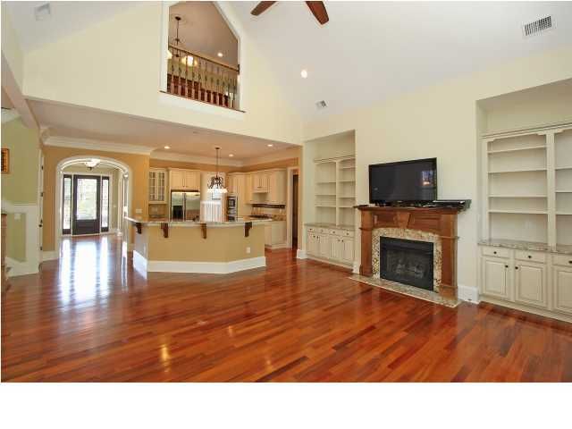 530 Rainsong Dr, Charleston, SC 29412