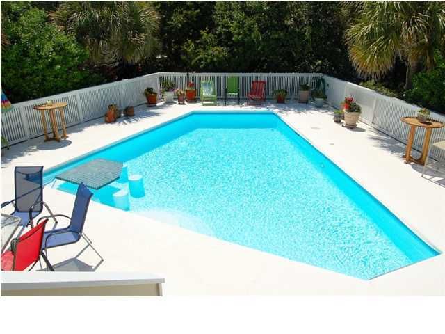 12 Dunecrest Ln, Isle Of Palms, SC 29451