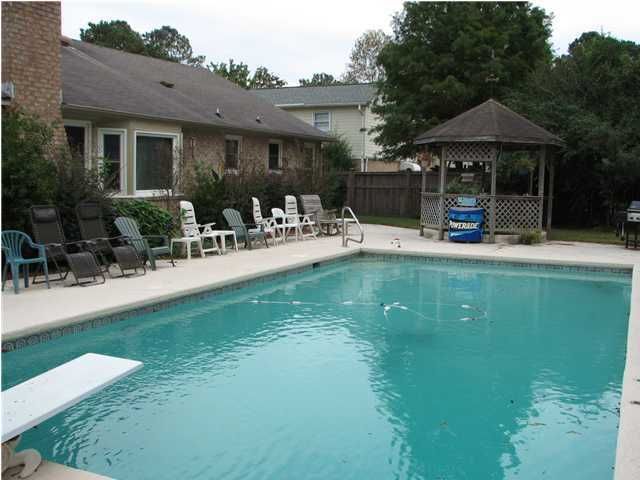 21 Markfield Dr, Charleston, SC 29407