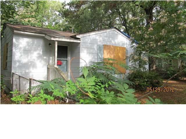 7633 Pinehurst St, North Charleston, SC 29420