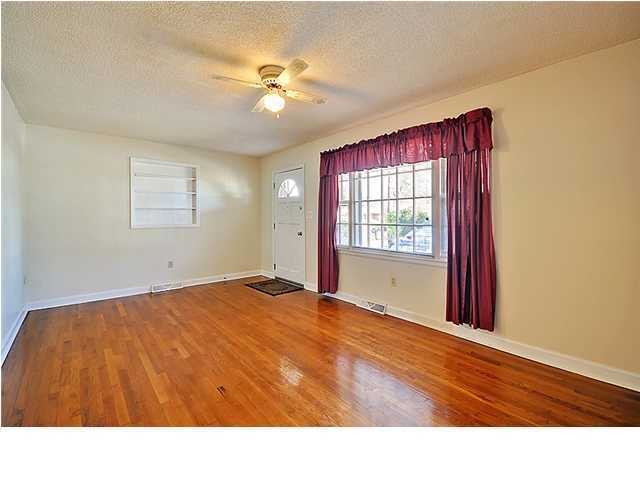 213 Birch Ave, Goose Creek, SC 29445