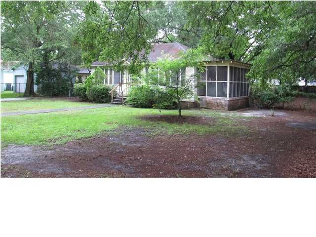 1711 Pinecrest Rd, Charleston, SC 29407
