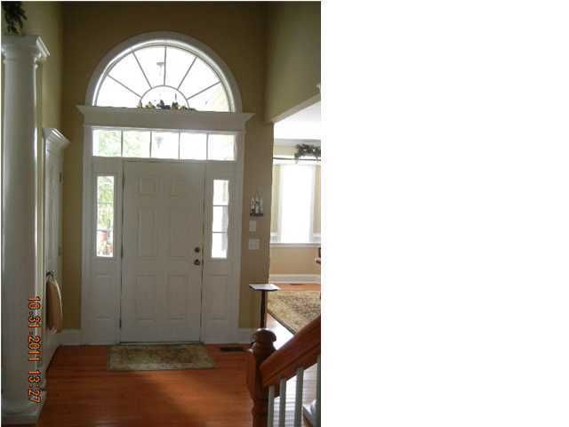 695 Fair Spring Dr, Charleston, SC 29414