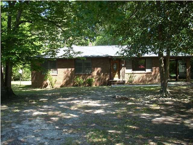 676 W Oak Forest Dr, Charleston, SC 29407