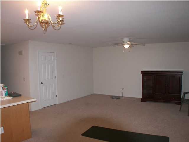 5043 Govan Rd, Hollywood, SC 29449