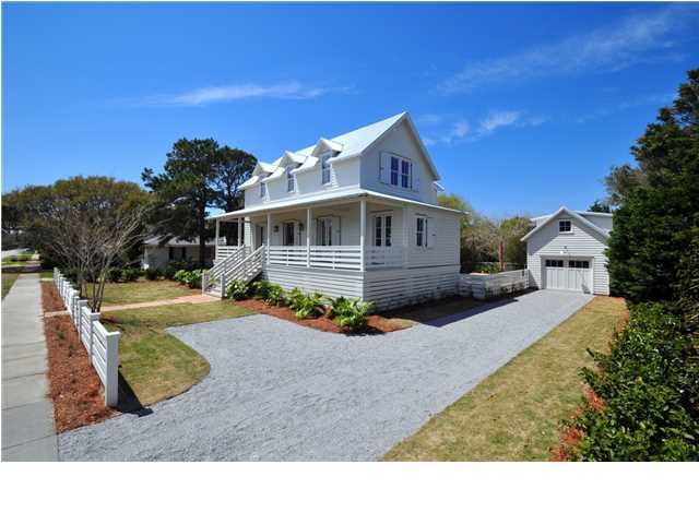 3020 Middle St, Sullivans Island, SC 29482