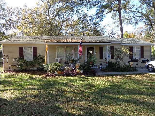 150 Harvey Ave, Goose Creek, SC 29445