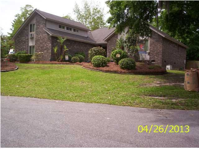 9 Otranto Club Ln, Hanahan, SC 29410