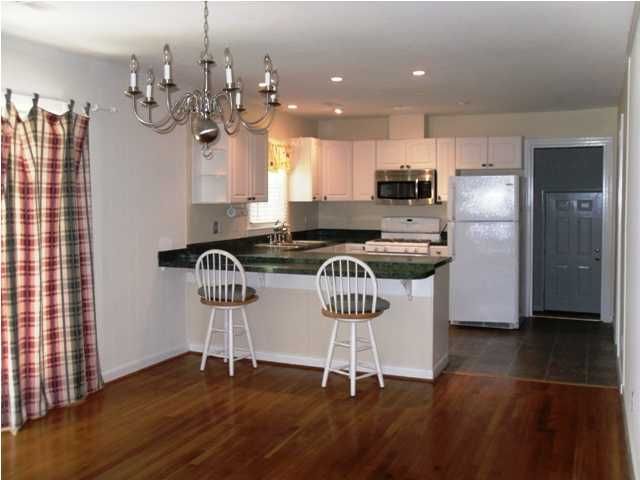 1229 Lenevar Dr, Charleston, SC 29407