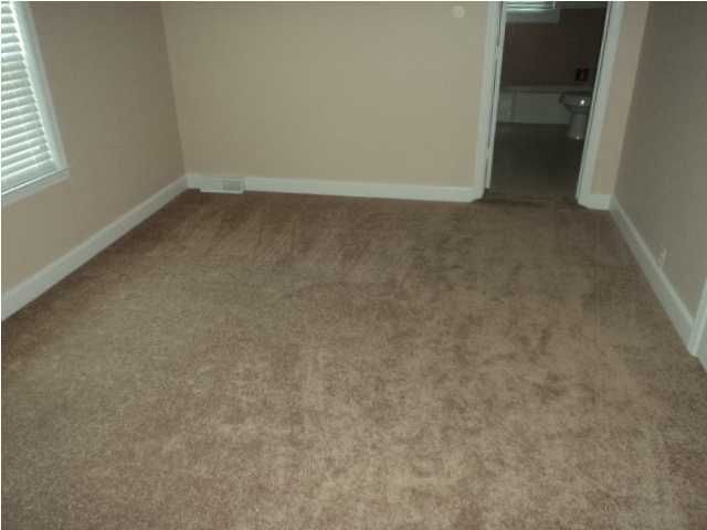 611 W Raysor St, Saint George, SC 29477