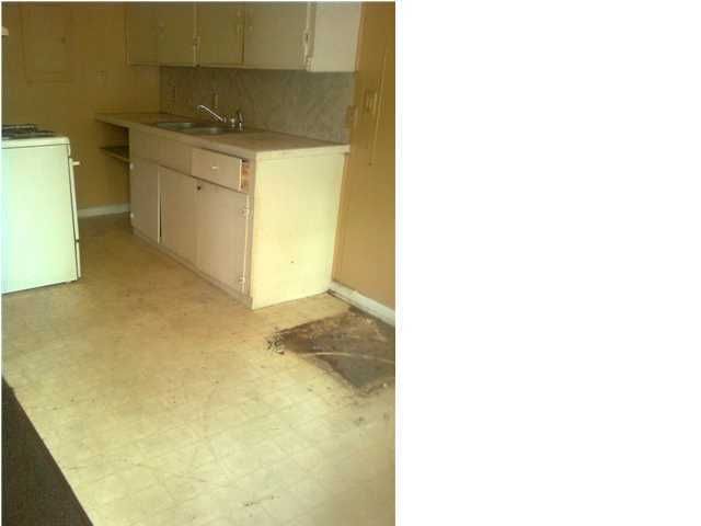 3448 Navajo St, Charleston, SC 29405