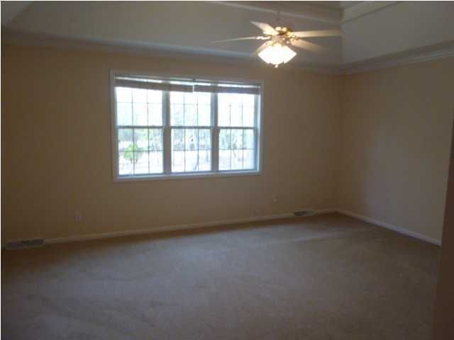 107 Sandlings Ct, Goose Creek, SC 29445