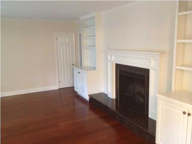 121 Live Oak Rd, Summerville, SC 29485