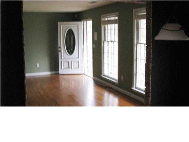 5915 Murray Dr, Hanahan, SC 29410