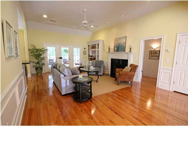4787 Marshwood Dr, Hollywood, SC 29449