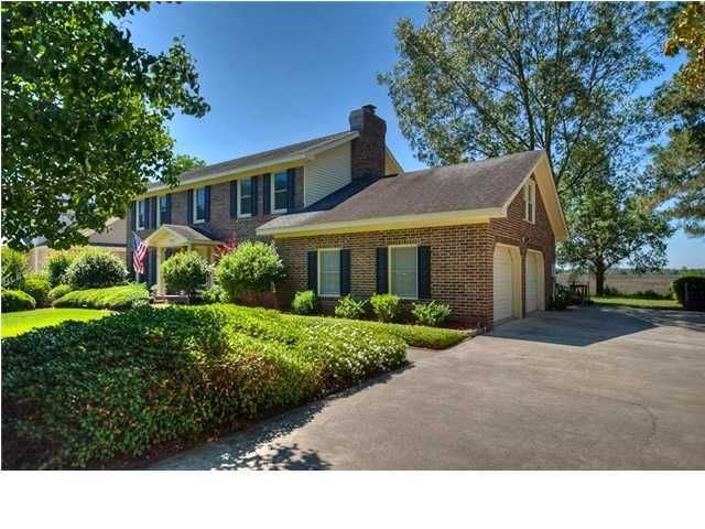 2449 Sylvan Shores Dr, Charleston, SC 29414