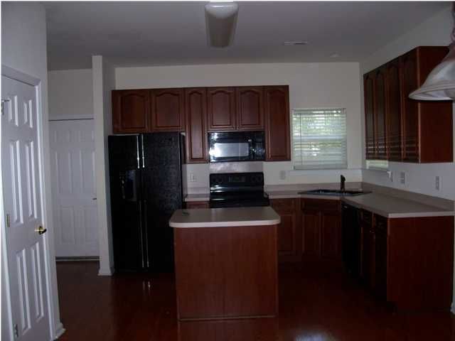 5409 Red Fork Ln, North Charleston, SC 29420