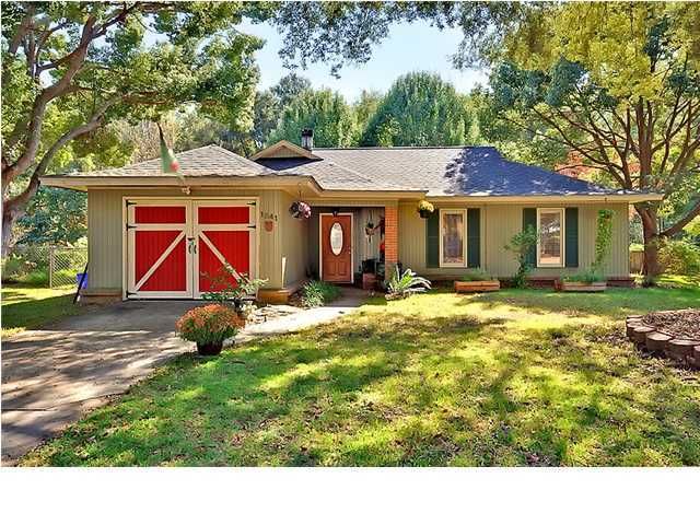 1341 Ptarmigan St, Charleston, SC 29412