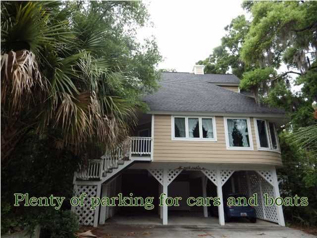 728 Fairway Dr, Edisto Beach, SC 29438