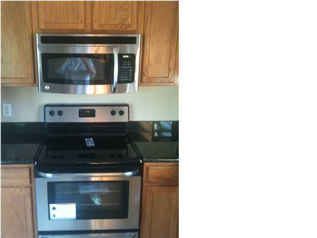 5087 Manor Rd, Hollywood, SC 29449