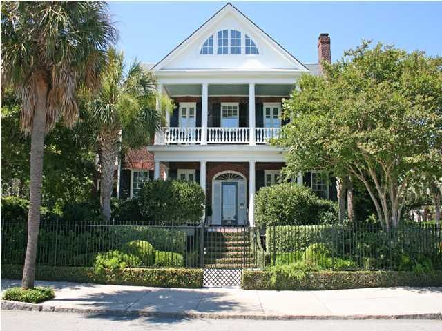 32 Murray Blvd, Charleston, SC 29401
