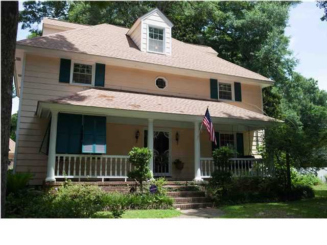 894 Regatta Rd, Charleston, SC 29412