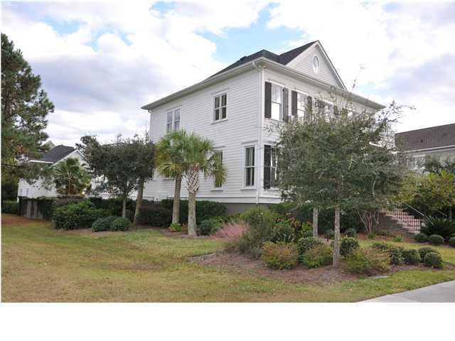 108 Island Park Dr, Charleston, SC 29492